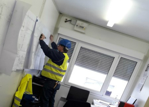 Überprüfung der Baupläne